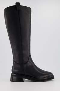 Bronwyn - Celine Black Tumble