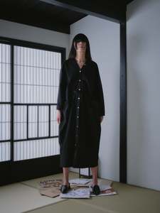 Otsu - Rutilated Quartz Pp. Black