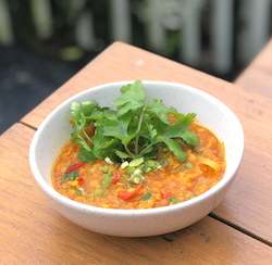 LARA'S DIVINE DAHL - 1 ltr - vegetarian