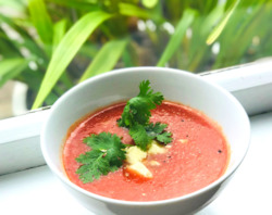 Soups: LARA'S WINTER TOMATO SOUP - 700ml - vegan