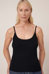 Tops: Shadow Singlet KOWTOW