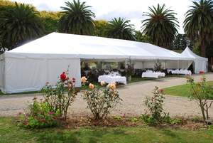 Marquees: 10x25 Clipframe Marquee (incl. white walls)