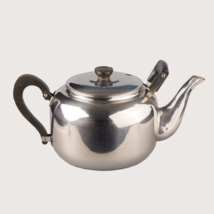 Outdoor Equipment: Tea Pot 24 Cup