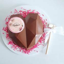 Cakes 1: Mother's Day Smash Chocolate Heart