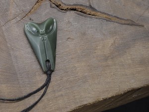 Products: Inanga Pounamu Pekapeka Bat — A Carved Piece Pounamu
