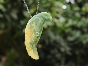 Products: Flower Pounamu kārearea / NZ Falcon — A Carved Piece