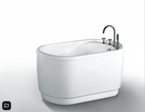 Acrylic small apartment bathtub - 1300mm