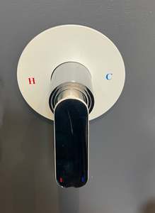 Shower Mixer: Shower Mixer - Round Series OCY01