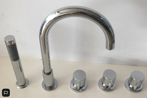 Bath Mixer: Bathtub mixer tap / countertop mixer Round 25002