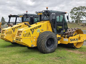 Products: 12T Roller – Ace Rental