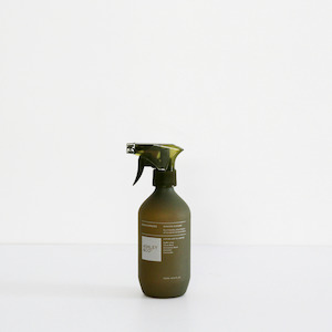 Island Bay House Collection: Bench Press Bench Spray