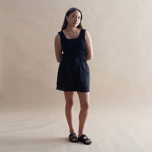 End Of Season: Lydia Linen Short - Black