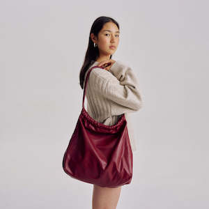 Brie Leon: Alma Bag XL - Port