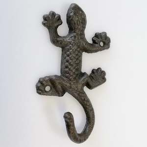 Hooks Bells: Cast Iron Wall Hook - Small Lizard