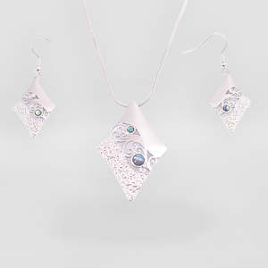Jewellery Sets: Paua 'Diamond Fern' Necklace Set