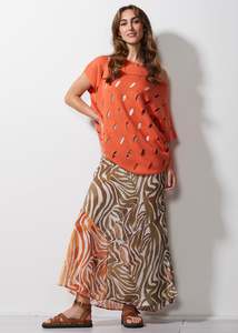 Ld Co: HOLEY TOP