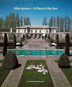 Slim Aarons: A Place in the Sun