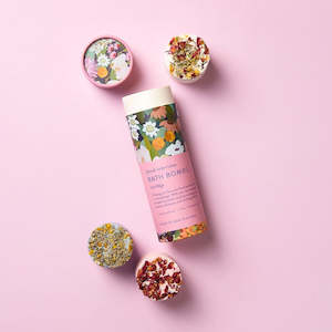 Bathbombs Salts: Floral Selection Bath Bomb Gift Tube