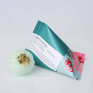 Mint + Manuka & Camomile Bath Bomb