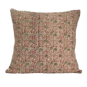 Pillowcases Euros: Wandering Floral Euro - Dusky Pink