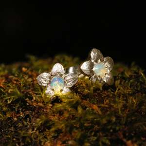 Opal flower studs