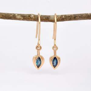 Teal sapphire and solid gold drop earrings