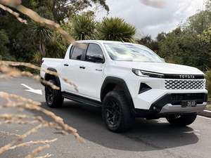 Vehicle Sales: 2026 Toyota Hilux SR5 Limited 2.8L Diesel Turbo 4WD Ute