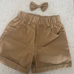 Boys Special Occasion Clothes Accessories: Boys Khaki Shorts and Bowtie