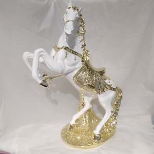 Decor: Horse Ornament - White & Golden