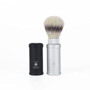Products: Muhle (vegan) aluminium travel brush - black or matt silver - Aermeda