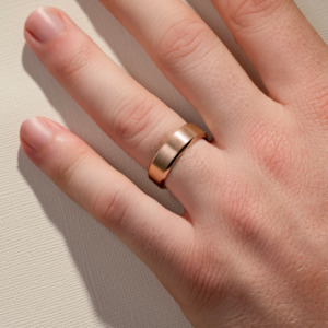 Mens Plain Wedding Bands: 7.00MM Flat Beveled Edge Wedding Ring