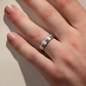 6.00MM Brushed Single Diamond Row Wedding Ring