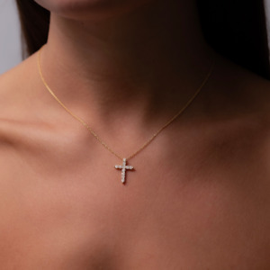 Gallery Diamond Cross