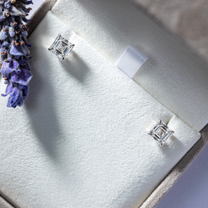 All Jewellery: Asscher Diamond Earrings (Total 3.00ct)