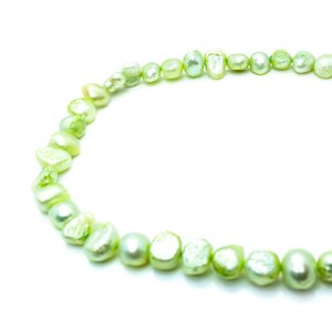 Pearl Beads: Freshwater Pearls D Grade 5-6mm x 35cm length