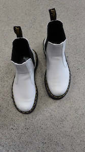 Shoes 1: DrMartens Boots 38