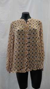 Products: LANIA Button Up 10