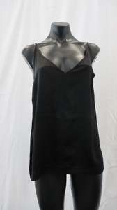 Tops: juliette hogan singlet 10