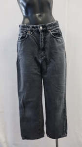 Bottoms: NEUW Jeans 9