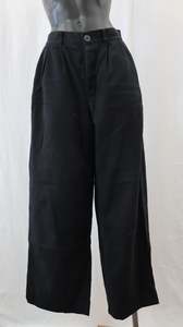 Bottoms: kowtow Pants xs