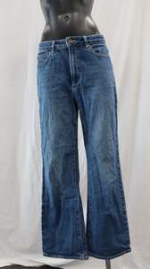 Bottoms: WITCHERY Jeans 10