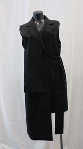Taylor Vest L