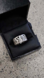karen walker Ring N/A