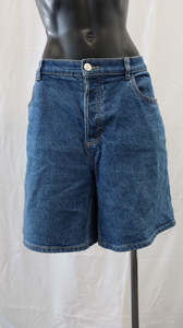 Bottoms: Jag Shorts 14