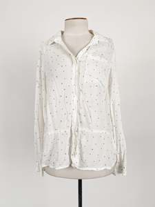 Rabbit Borrows: Euro Edit | White Casual Top | Size M