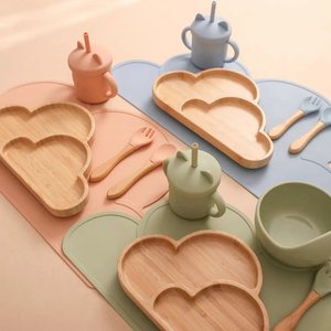 Cloud Feeding Set