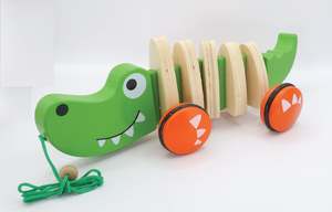 Play Learn: Alligator Pull Along Toy