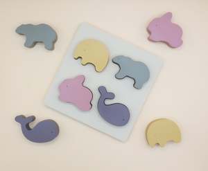 Wooden Puzzles: Silicone Animal Sorting Puzzle