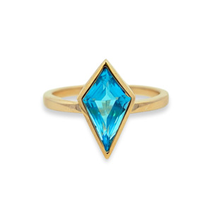 Topaz: 9k Yellow Gold Blue Topaz Kite Ring