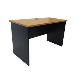 Straight Desks: Delta Straight Desk